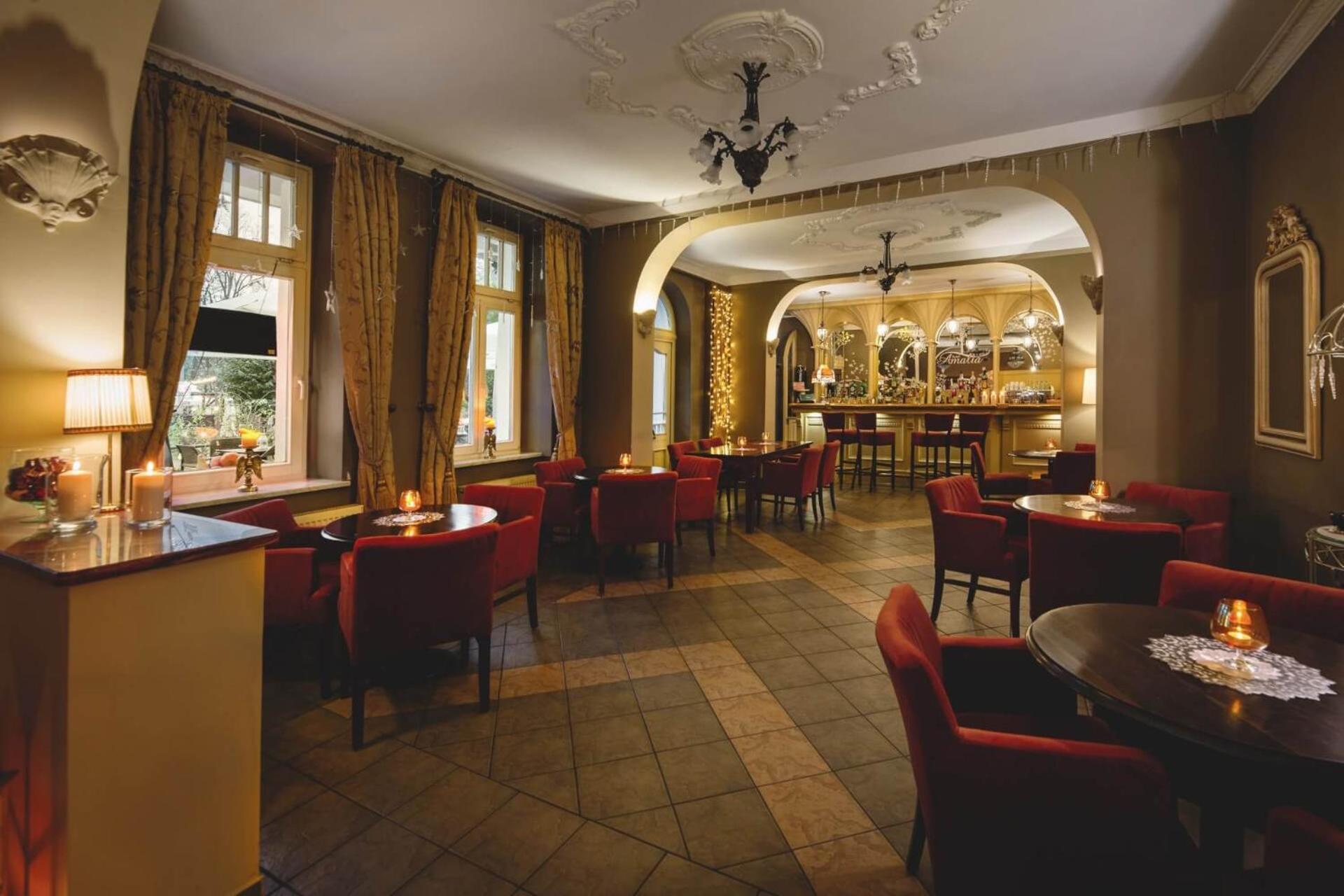 Hotel Amalia Kudowa-Zdrój Eksteriør bilde
