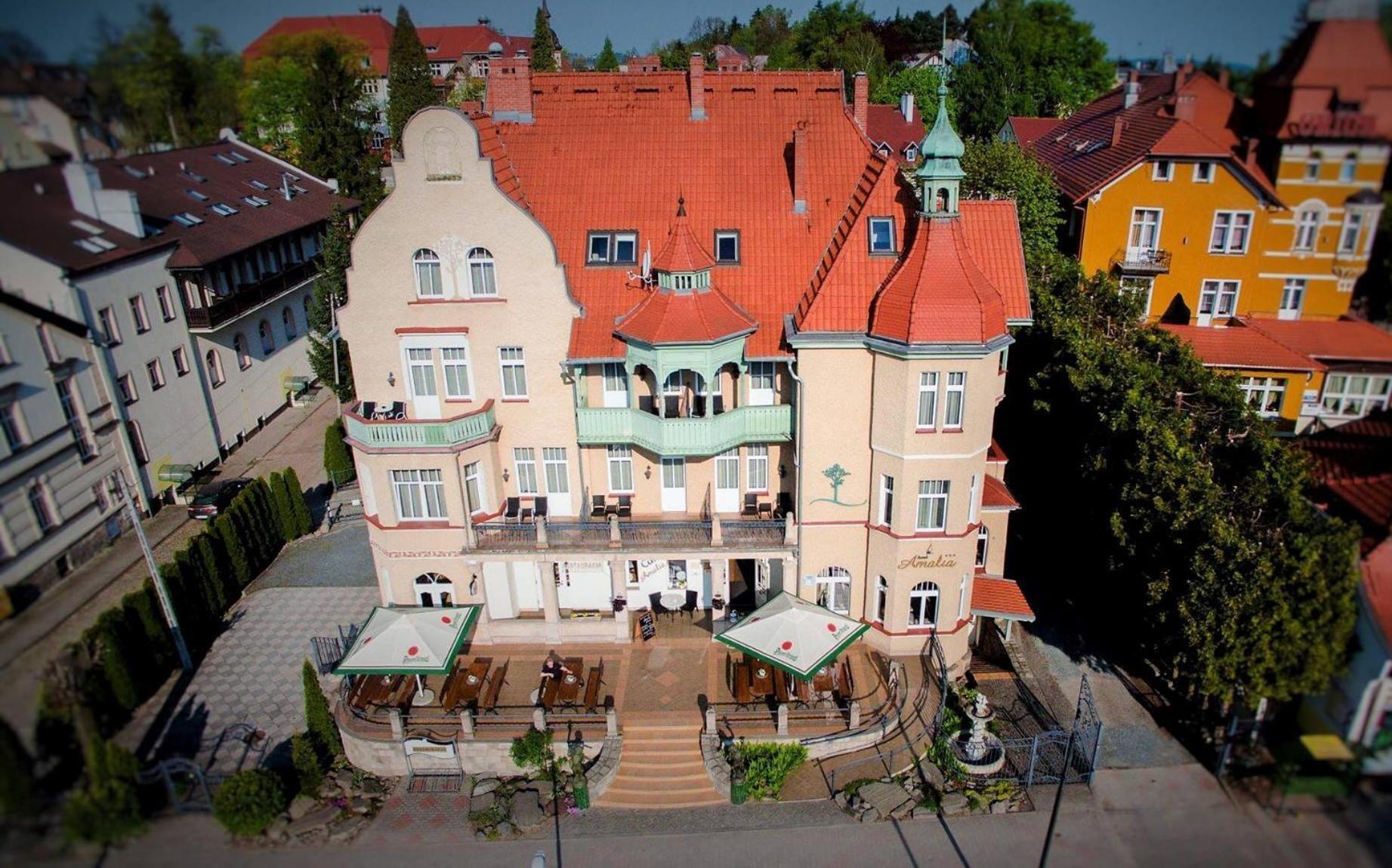 Hotel Amalia Kudowa-Zdrój Eksteriør bilde